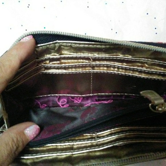 Zip Around Wallet -Roses Are Red, Violets Are Blue - Picture 4 of 5